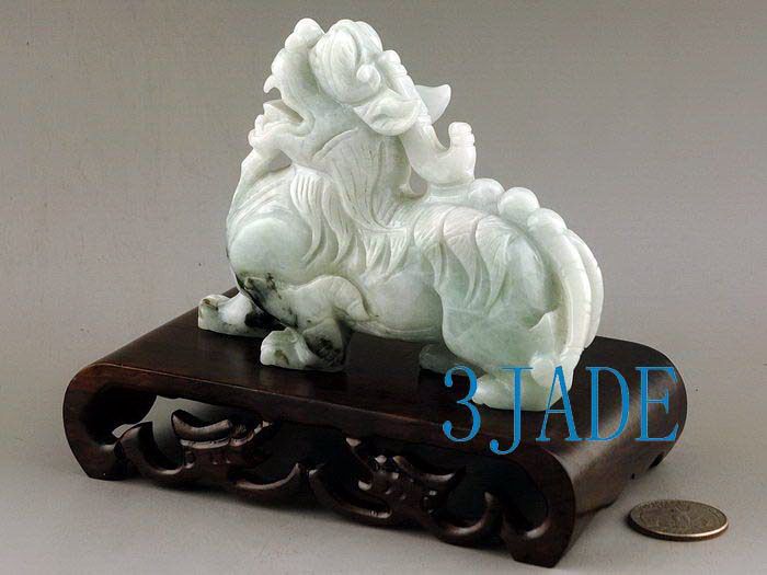   Natural Jadeite jade Carving Divine Animals   Pixiu Statues  